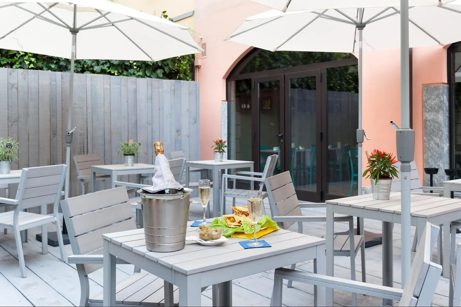 ****  Hotel Lombardia Milan Italy